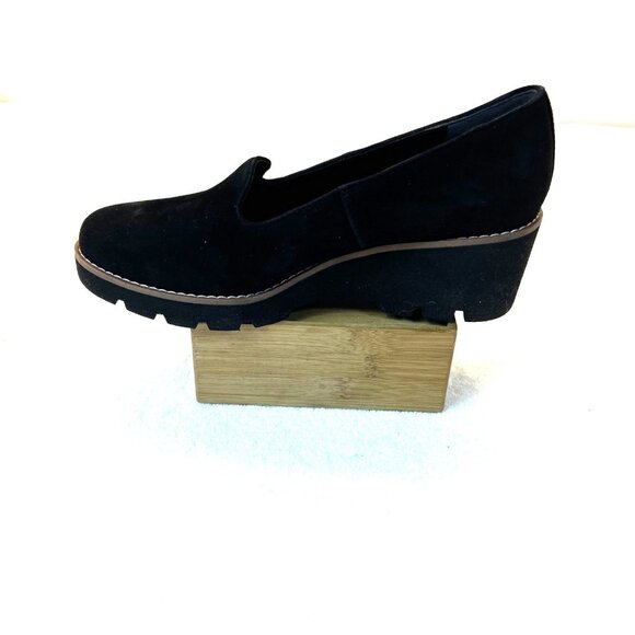 Vionic Willa Black Suede Loafers Black Soles 2" Platform SZ 8 Wide New w/ BOX - Picture 1 of 8